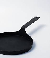 Nambu Ironware By Nobuho Miya Kamasada Analogue Life Ironware Kitchen Objects Cookware And Bakeware