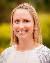 Colleen Arnold's Instagram, Twitter & Facebook