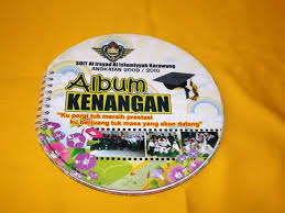 Create your family tree today! 18 Contoh Desain Album Kenangan School Yearbook Templates Download