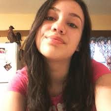 Erika Ainslie's Instagram, Twitter & Facebook