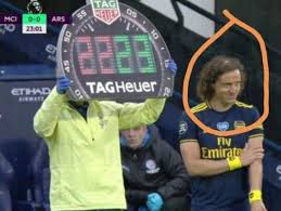Fight your way to the top with an arsenal of whacky weapons. Agent Luiz These Chelsea Fans Troll Arsenal After David Luiz Disaster Class Chelsea News