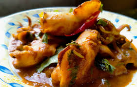 Ianya juga amat lazat serta sesuai dimakan diwaktu sarapan, tengahari ataupun malam. Kari Sotong Nasi Kandar Style Chef Home