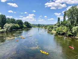 La dordogne, une des plus belles régions de france. The Perigord And The Dordogne Holidays In Dordogne Perigord Holidays Perigord