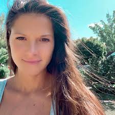 Jenna Kandel's Instagram, Twitter & Facebook