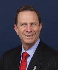 Laurence Levy's Instagram, Twitter & Facebook