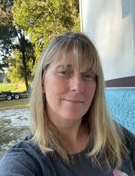 Lee Pittman's Instagram, Twitter & Facebook