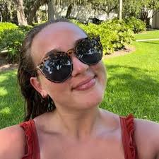 Avery Hicks (@averyshicks42)