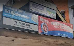 Jika anda punya info tambahan seputar daftar alamat toko bangunan online yang terpercaya, silakan menambahkannya di kolom komentar. 9 Toko Bangunan Di Jakarta Timur Caritempat Online
