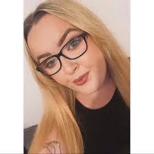 Shona Herbert's Instagram, Twitter & Facebook