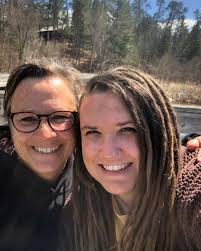 Happy Mother's Day @worfderhar2 !!💕 I've already talked to you like 13  times today so I know you're having a great day so far (complete with  saving a baby turtle... you're a