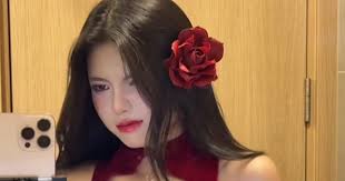 Mai Dora hoá thân Liễu Như Yên, fan chỉ chú ý tới chiếc quần lạ…