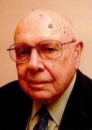 Sandra Clymer's Instagram, Twitter & Facebook