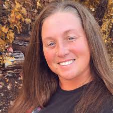 I just wanna throw this out there due to how many children have been hit  and how many ppl get killed daily due to accidents.... this is my daughters  bus stop... I