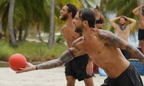 Το survivor έρχεται το βράδυ της κυριακής όπου νέοι παίκτες θα πάρουν μέρος αφού ο μιχάλης αποχώρησε. Survivor Spoiler 26 4 Anatroph Aytoi Kerdizoyn Shmera Thn Prwth Asylia Vid Newsbomb