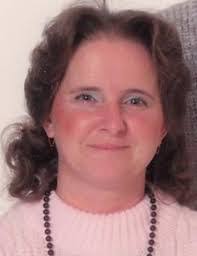 Evelyn Jewell's Instagram, Twitter & Facebook