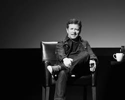 Fox, dass er probleme mit seinem kurzzeitgedächtnis habe. Michael J Fox Konnte Nach Wirbelsaulen Op Kaum Laufen