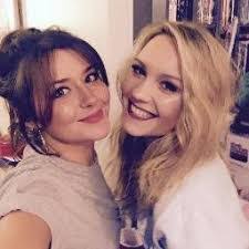 Shannon Geddes's Instagram, Twitter & Facebook