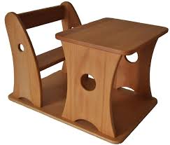 Petit Banc Loczy Pour Enfant D Apres Emmi Pikler Table Et Chaise Enfant Table Et Chaises Design Chambre Enfant