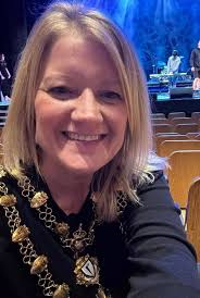 💙 A big thank you to Cllr Jason Fazackarley & Helen Mitchell 💙 As their  time as Lord Mayor and Lady Mayoress of Portsmouth comes to an end, we just  want to