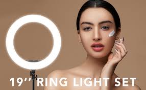 Amazon.com : LED Ring Light with Stand and Phone/iPad Holder, 19 Inch 60W  Bicolor 3000K-5800K Large Circle Light with Remote Controller for  Photography/YouTube Video/Self-Portrait Shooting/Live-Stream : Electronics