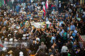 تشییع با شکوه شهیدمدافع امنیت مهدی زاهدلویی روی دستان قمی‌ها - خبرگزاری مهر  | اخبار ایران و جهان | Mehr News Agency