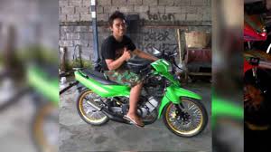 Modifikasi satria 2 tak hitam drag bike dan road race. Motor Satria 2 Tak Jadul Modifikasi Modifikasi Motor Terbaru 2021