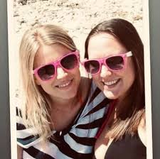 I would like a few different Christmas backgrounds for this photo. Thank  you.