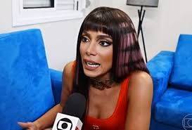 Há poucos dias eu alertei sobre o vídeo falso em que a cantora @Anitta |  Transforme seu dia com pg soft demo