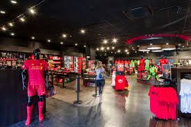 We're your one stop shop for all the best lfc merchandise and clothing, which you'll find among kitbag's. Liverpool Flagship Store Undergoes Huge Refurbishment Illuma