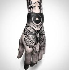 The club plays in the serbian superliga and has spent its entire history in the top tier of yugoslav and serbian football having won a total of 45 official trophies. Partizan Tattoo Collective Partizantattoocollective Profil Pinterest