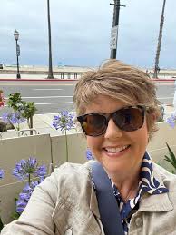 Out and about enjoying another day with friends in Santa Barbara. What a  special place! Hope you're having a good weekend too!