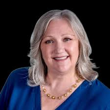 Lori Cochrane's Instagram, Twitter & Facebook