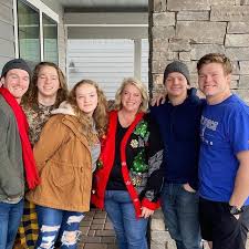 Sister Wives' Christine Brown Breaks Silence On Garrison'S Death
