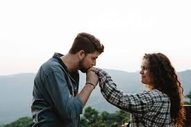 Check spelling or type a new query. Homme Cancer Amoureux Un Signe Aimant Et Intuitif