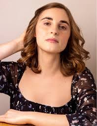 Ava Everett's Instagram, Twitter & Facebook