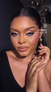 Very glassy #momagic #lagosmua #viralvideo #explorepage #makeup #moots?  #explore #viraltiktok #lekkimua #fy