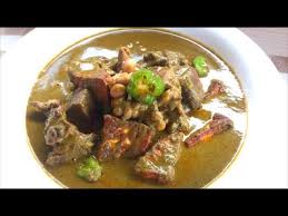 Sauce D Arachide Torrefiee Aux Feuilles Fraiches De Tchiayo Youtube
