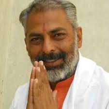 Top Pandits in Karoi