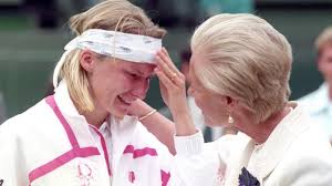 Jana novotna after the 1998 wimbledon championships. Zum Tod Von Jana Novotna Sport Sz De