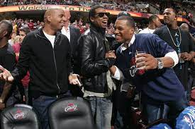 Roc nation sports elevates athletes' careers on and off the field, including endorsement deals, philanthropic endeavors, media relations and brand strategy. Roc Nation Sports Blending Sports And Music Krui Radio