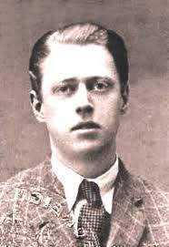 Desmond Parsons's Instagram, Twitter & Facebook