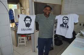 8,342 likes · 26 talking about this. Loja Aproveita A Rivalidade Entre Lula E Bolsonaro Para Vender Camisas Jornal O Sao Goncalo On Line