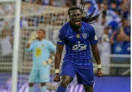 قتيلا بكى من حب قاتله قبلي. Ø¨Ø§Ù„ÙÙŠØ¯ÙŠÙˆ Ù…Ø­ØªØ±Ù Ø§Ù„Ù‡Ù„Ø§Ù„ ØºÙˆÙ…ÙŠØ² ÙŠÙˆØ§Ø³ÙŠ Ø·ÙÙ„Ø§ Ø¨Ø§Ù„Ù„ØºØ© Ø§Ù„Ø¹Ø±Ø¨ÙŠØ© Ø¨Ø³Ø¨Ø¨ Ø¶ÙŠØ§Ø¹ ÙƒØ£Ø³ Ø²Ø§ÙŠØ¯ ØµØ­ÙŠÙØ© Ø§Ù„Ø¹Ø±ÙˆØ¨Ø© Ø§Ù„ÙŠÙˆÙ…