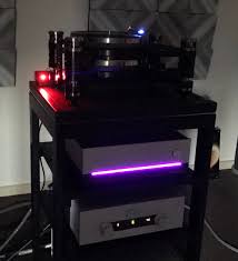 When i received the ds master1 cartridge and preamp/equalizer for review, i knew the preamp/equalizer was a demo that had been used at shows and for dealer demonstrations. Absolute Hi End On Twitter Kronos Audio Sparta Turntable And Ds Audio Master 1 Optical Cartridge On Critical Mass Systems Soto Voce Rack With Black Sapphire Top Platform At Absolute Hi End