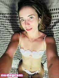 Gloria Grace  gloria.grace4 Гола изтичане OnlyFans снимка 19 - Nudogram  v2.1