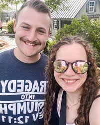 Emma Starkey (@emma__elizabeth__) • Instagram photos and videos