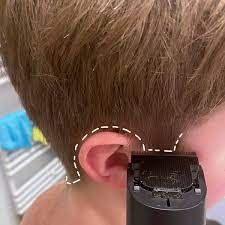 Haare Selber Schneiden Fur Anfanger Mit Diesen Tipps Klappt Es Bestimmt Moms Blog Der Praktische Familienblog Haare Selber Schneiden Haare Schneiden Anleitung Haare Selber Schneiden Manner