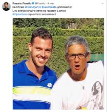 Marco cecchinato è il tennista del momento e il protagonista assoluto al roland garros 2018, soprattutto dopo lo scontro con il gigante novak djokovic. Dal Calcio Al Tennis La Lunga Marcia Di Cecchinato Le File Di Donne Sotto L Hotel Le Ho Detto Di Sport