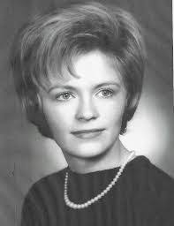 Caroline Goff's Instagram, Twitter & Facebook