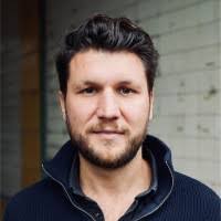 2100+ "Erich" profiles